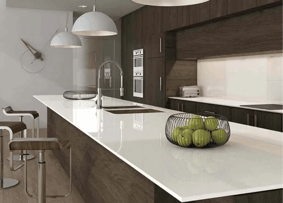 Comptoirs en porcelaine: élégance et résistance avec Alpi White by Ascale